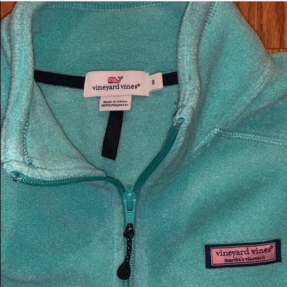 NWOT Vineyard Vines Vest - Picture 2 of 2